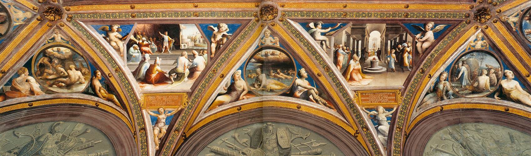 View of one of the long sides of the vault