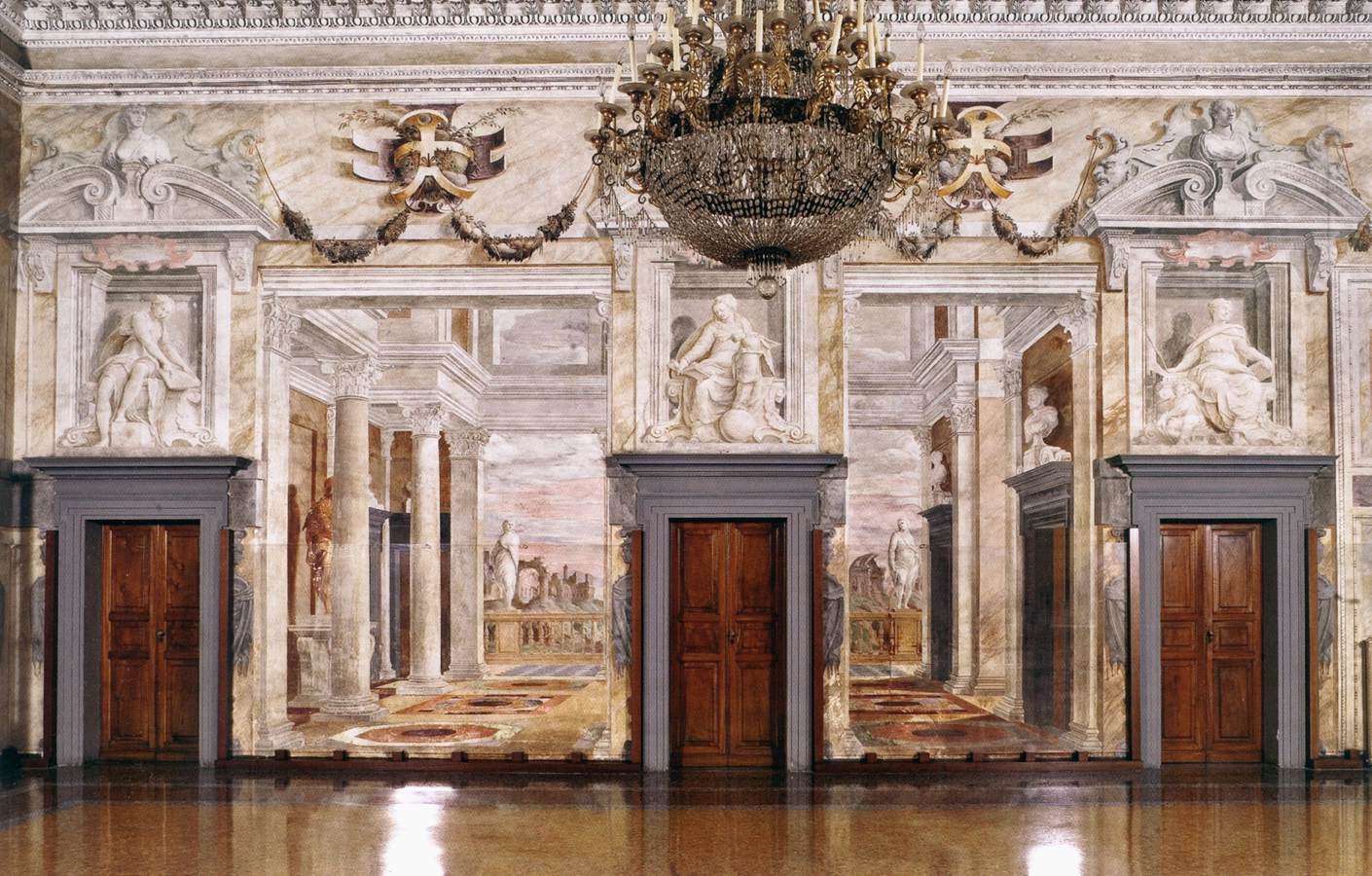 View of a longitunal wall