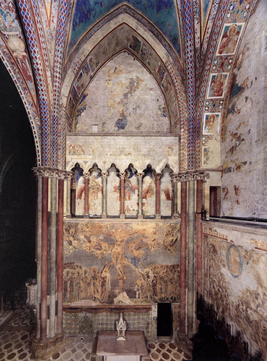 View of the frescoes in the left transept
