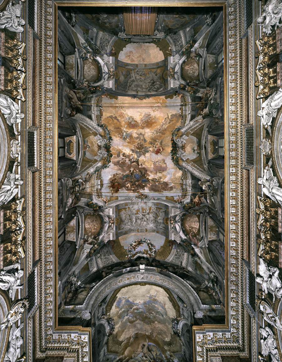 Nave vault decoration