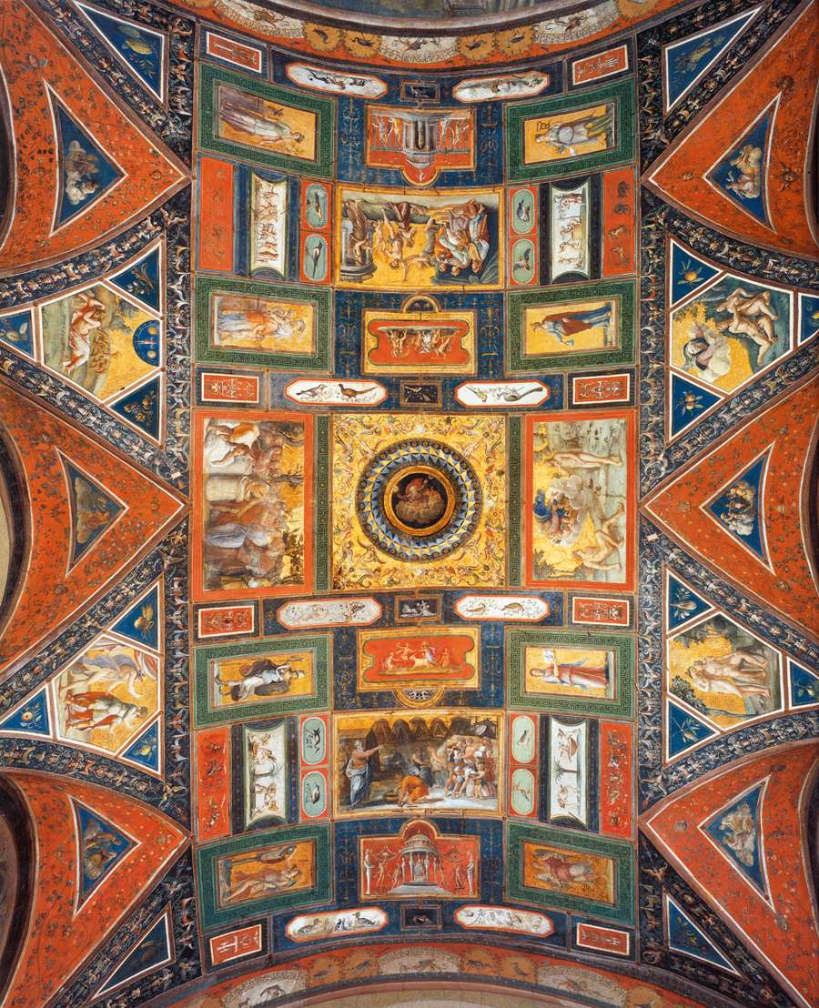 Ceiling decoration (Volta Dorata)