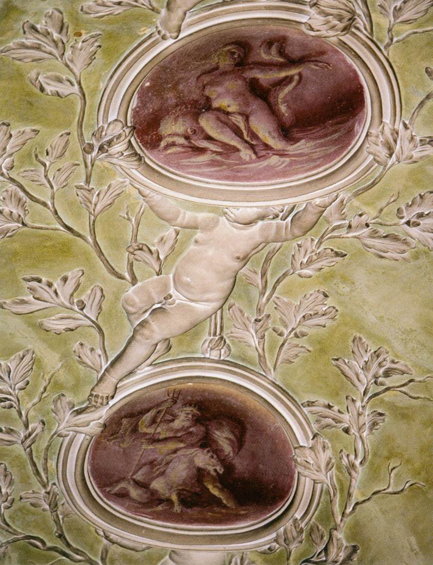 Monochromes framed by stucco