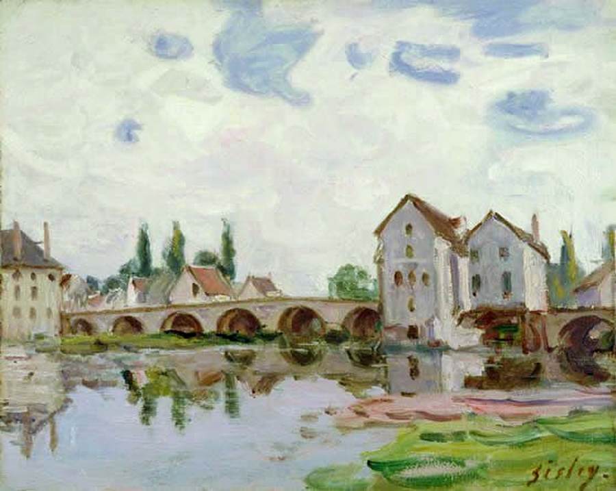 View of Moret-sur-Loing