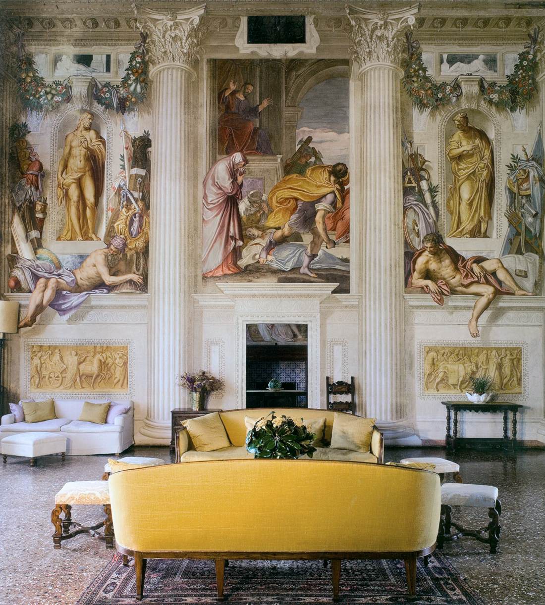 Wall in the Central Hall